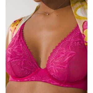 Soma Sensual Unlined‎ Lace Plunge 34DD Pink Underwire Bra  Sexy